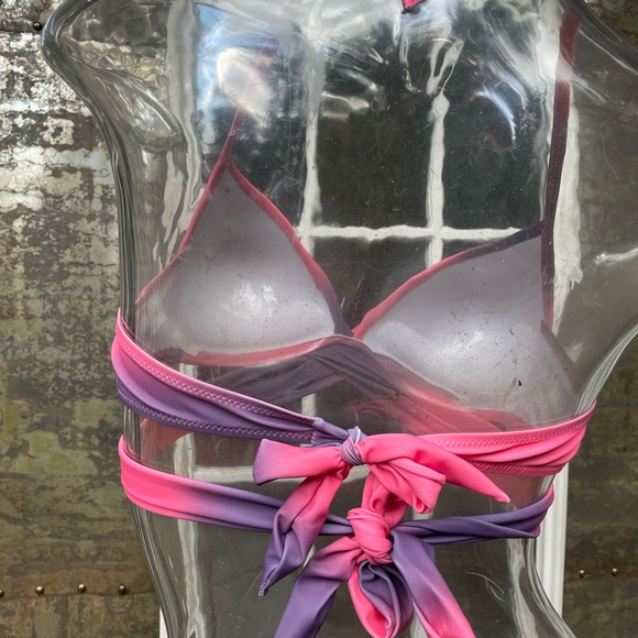 Bikini Set - Picture 5 of 7